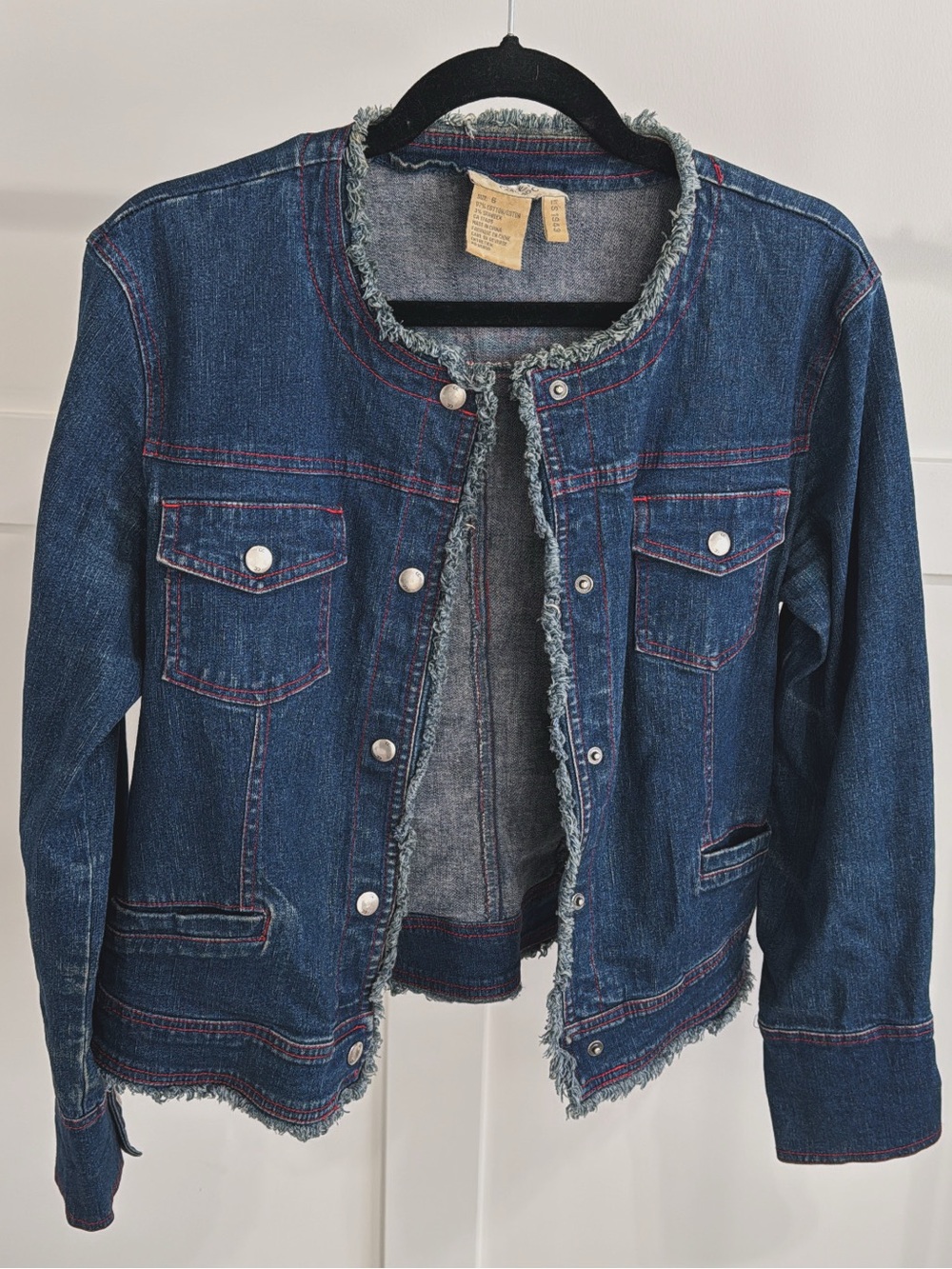 Frayed-Edge Dark Blue Denim Jacket for Women